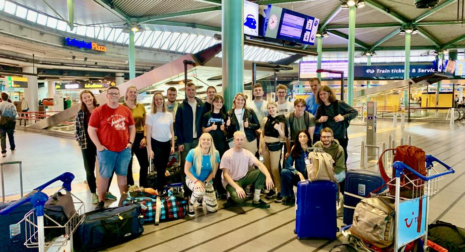 28 38 Canada 160 28 38 Canada 160